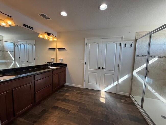 Building Photo - 14112 Poke Ridge Dr