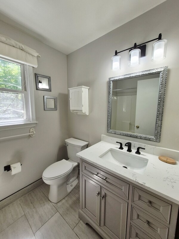 Building Photo - 9019 Double Tree Ln