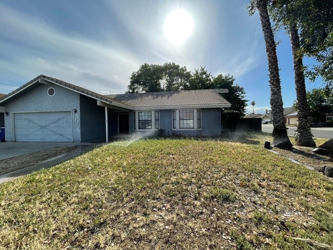 Building Photo - Charming 4-Bedroom, 2-Bathroom Home – Your Perfect Summer Move-In!