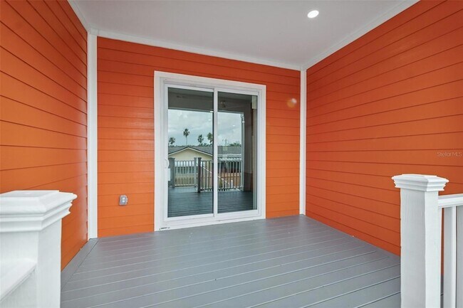 Building Photo - 8605 Inwood Dr