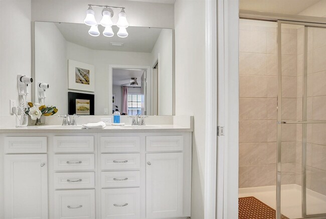 Building Photo - 5548 Misty Oak Cir