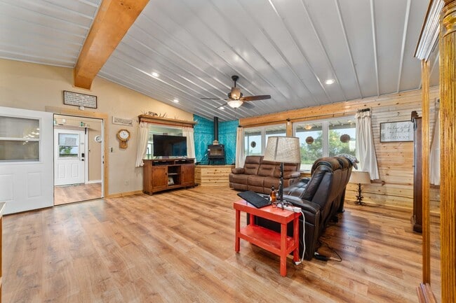Building Photo - 970 Co Rd 256