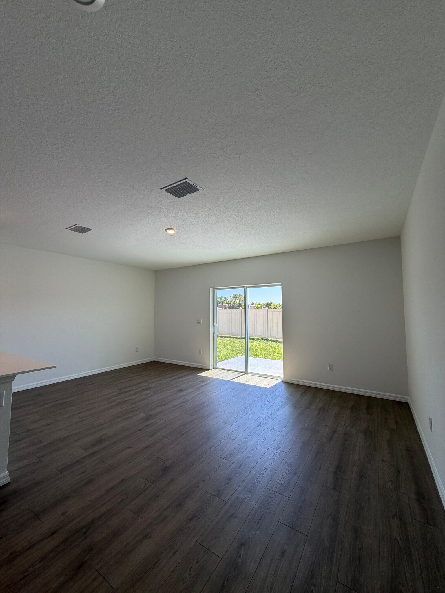 Building Photo - 17260 English Chestnut Way