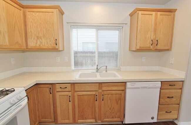 Building Photo - 3240 W Wave Dr