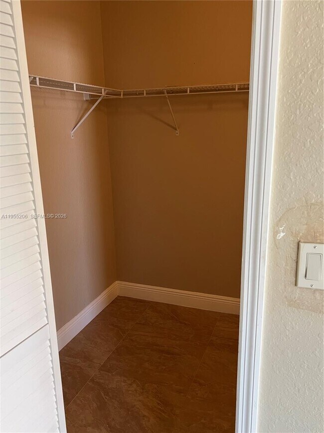 Building Photo - 15389 SW 90th Terrace