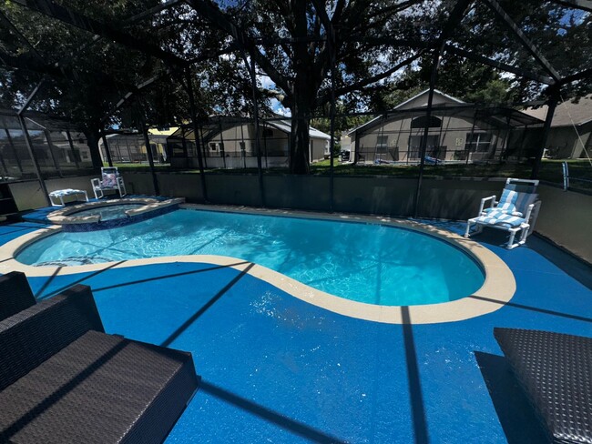 Building Photo - STUNNING Emerald Island Resort 5 bedroom 4...