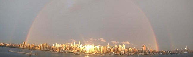 view from balcony - 899 Boulevard E