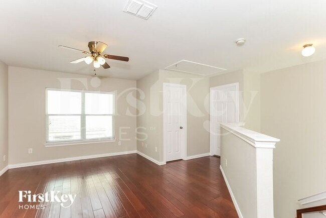 Building Photo - 8721 Corral Cir