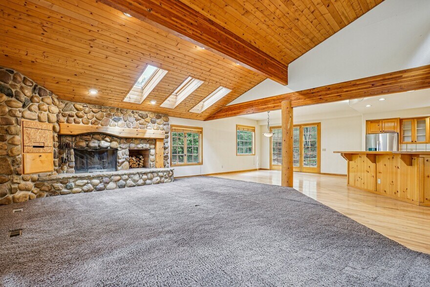 Building Photo - 3383 Big Spruce Way