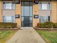 Building Photo - 1494 Nancywood Dr