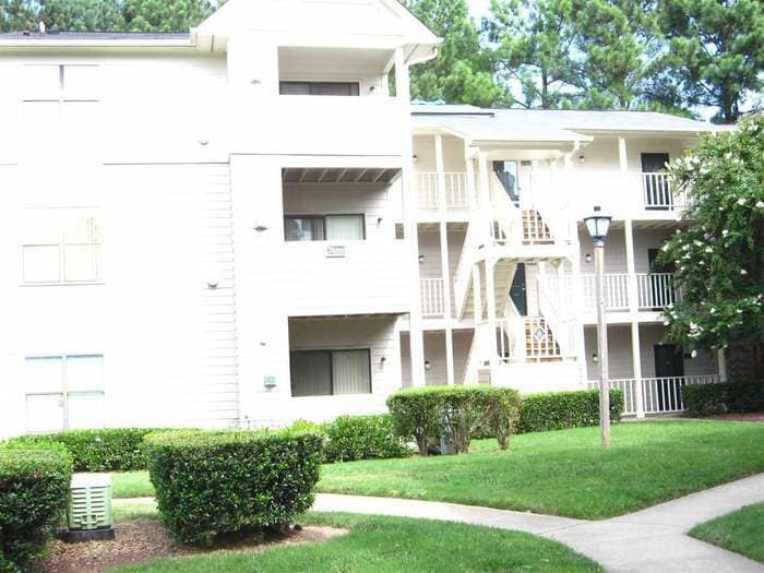 Building Photo - 600 Audubon Lake Dr