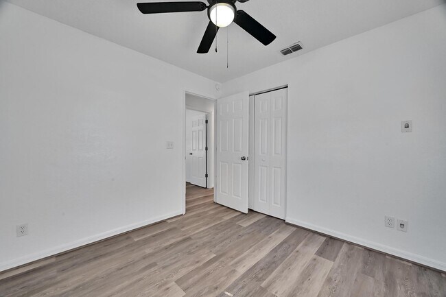 Building Photo - 800 Garland Ave