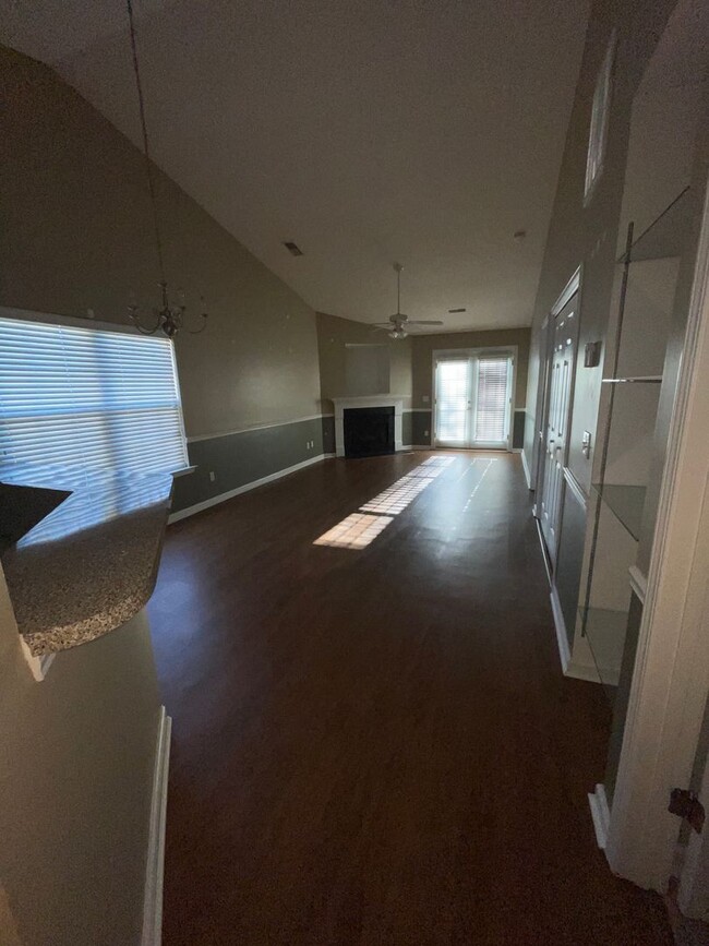 Building Photo - 2BR/2BA Patio Home in Saluda Commons- Avai...