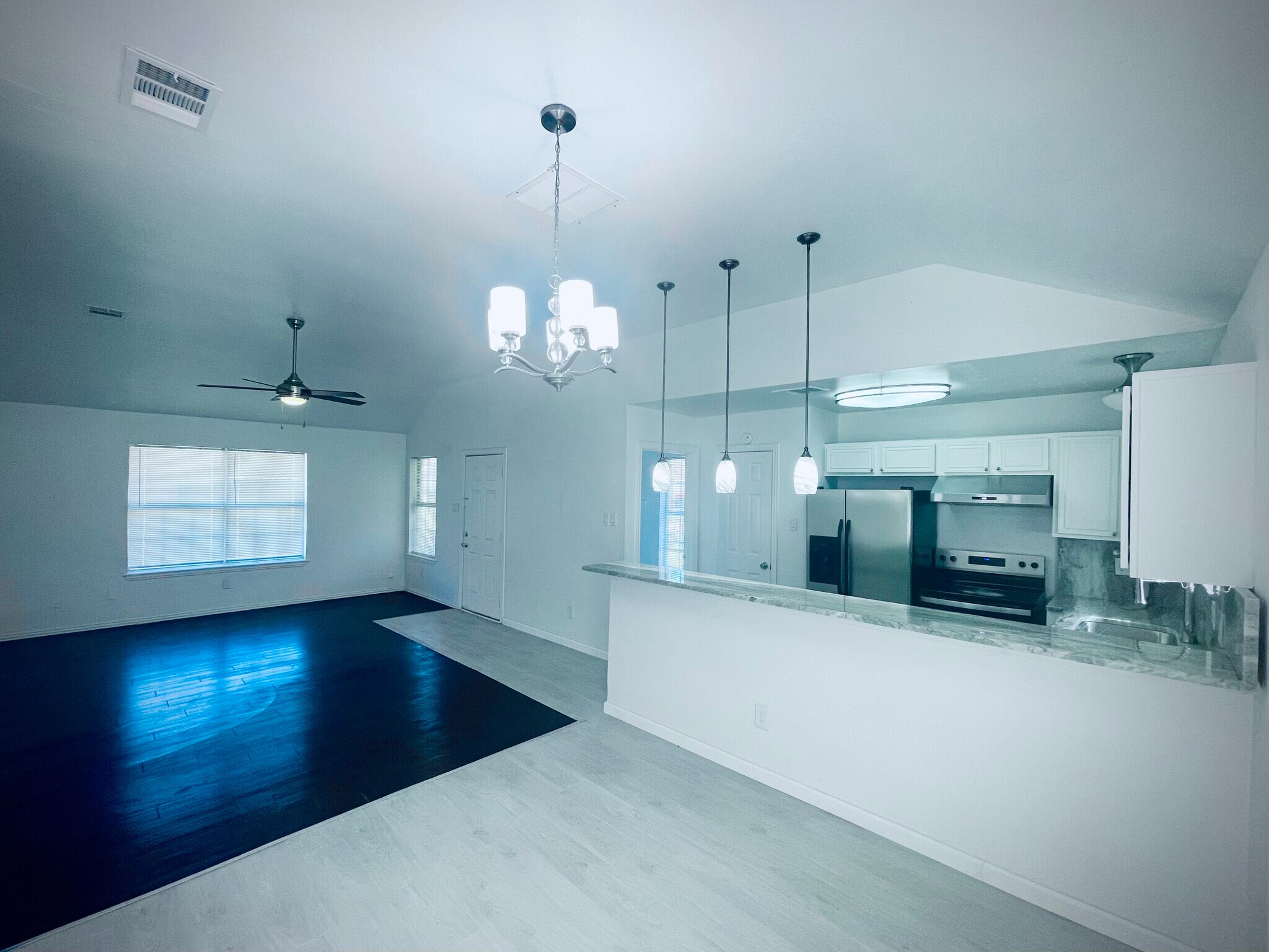 Building Photo - 2719 Exline St