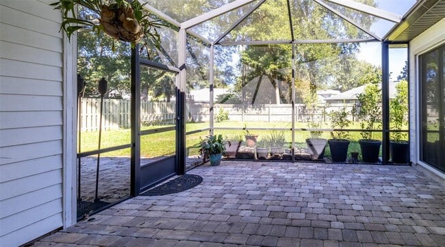 Building Photo - 8144 SW 73rd Ln