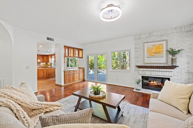 Building Photo - 287 Golden Fern Ct