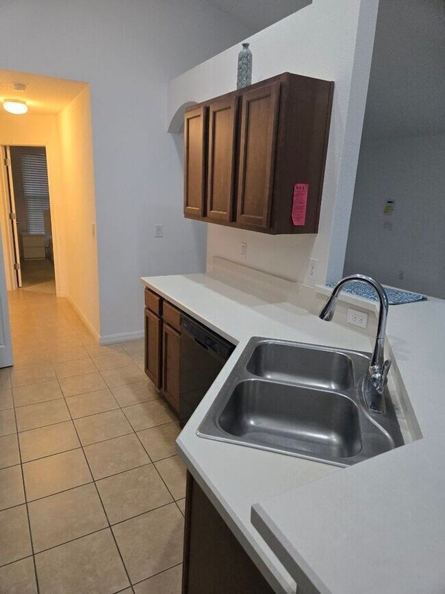 Building Photo - Furnished 4-Bedroom Pool Home in Davenport...