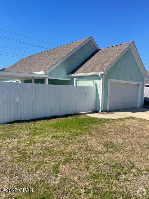 Building Photo - 6498 N Lagoon Dr
