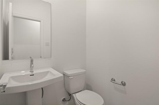 Building Photo - 121 Tornillo Dr