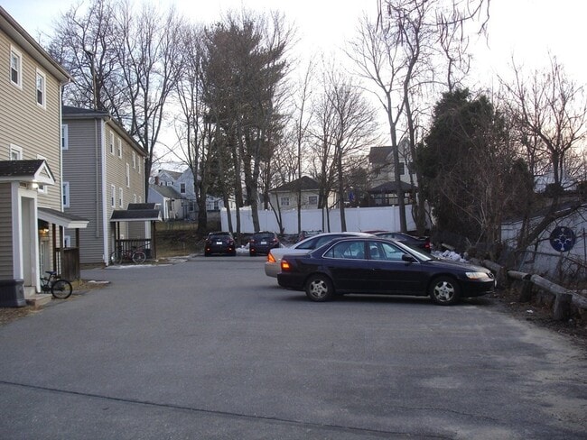 Building Photo - 8 Groton-Harvard Rd