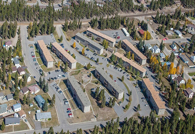 Building Photo - 1550 Mt Lincoln Dr E