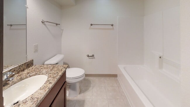 Building Photo - RENT SPECIAL - RENOVATED Condo Style Lower 1 Bedroom 1 Bathroom Apartment Available