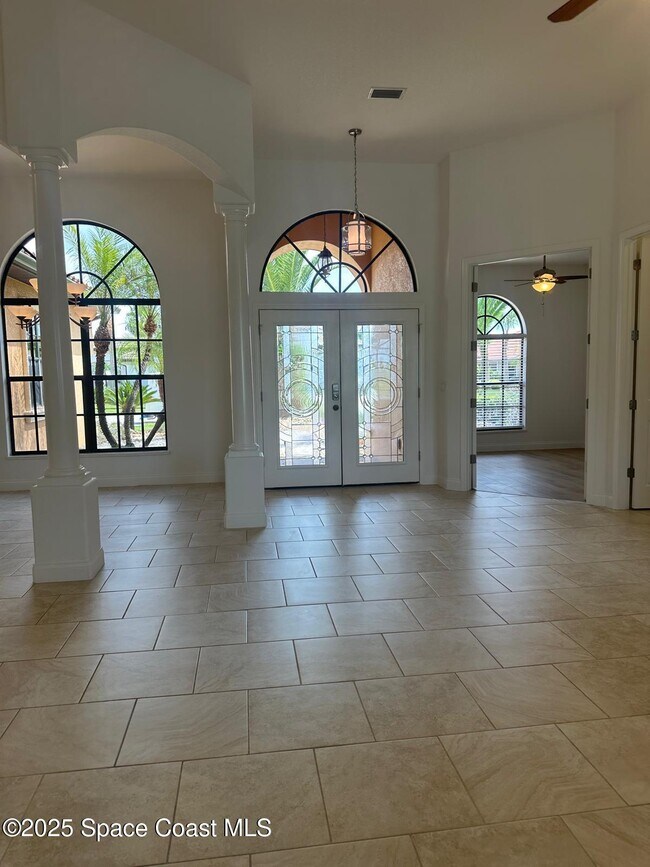 Building Photo - 5118 Duson Way