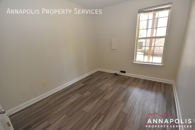 Building Photo - 8629 Willow Leaf Ln