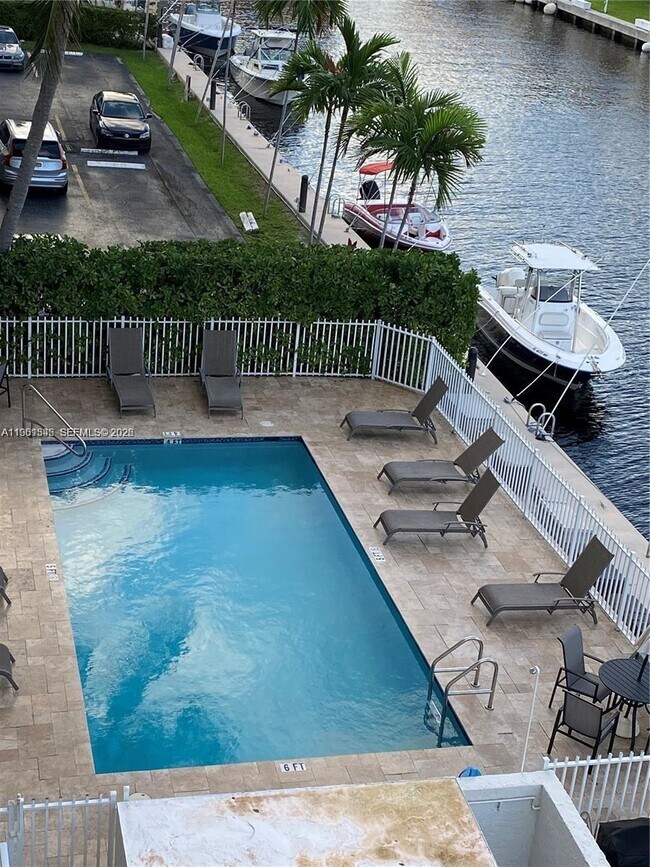 Building Photo - 3601 NE 170th St