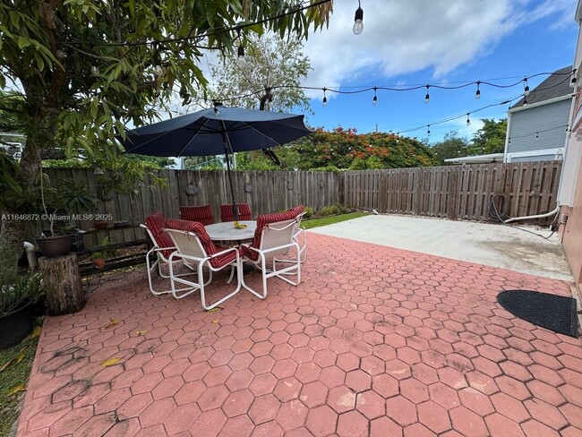 Building Photo - 11715 SW 113th Terrace