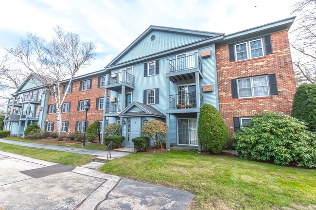 Building Photo - 8 Northbrook Dr