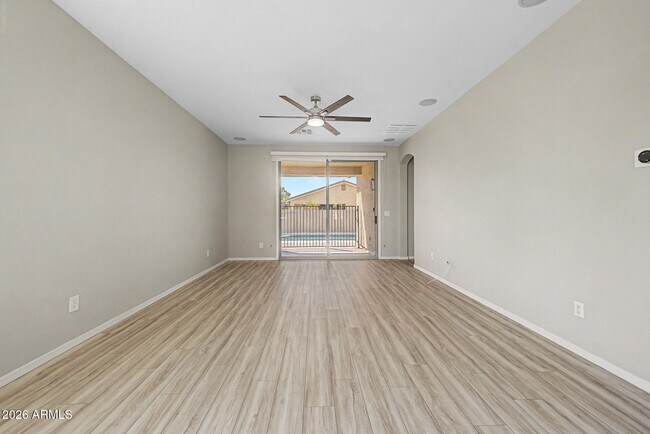 Building Photo - 15207 W Windward Ave