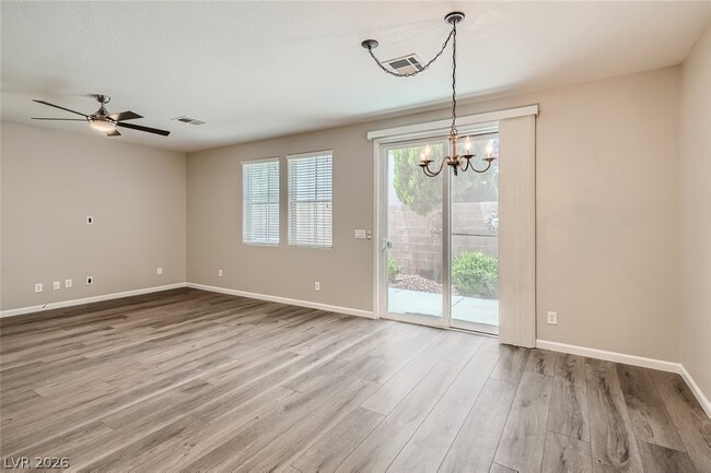 Building Photo - 25 Red Oak Canyon St