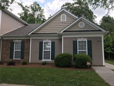 Building Photo - 5922 Fox Ridge Ln