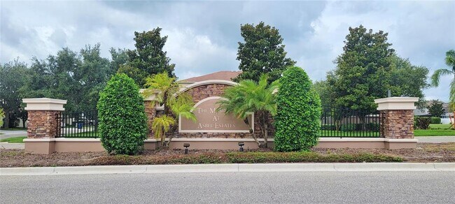 Building Photo - 9543 Maxson Dr