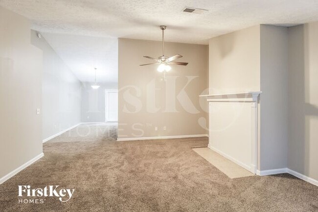 Building Photo - 3558 Wesley Dr