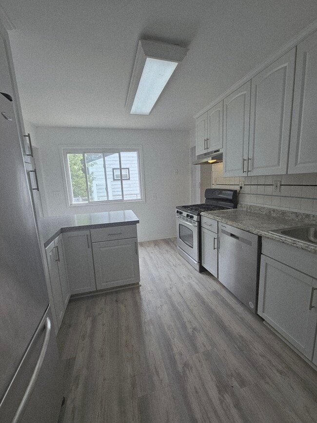 Building Photo - 1532 Harvest Ln