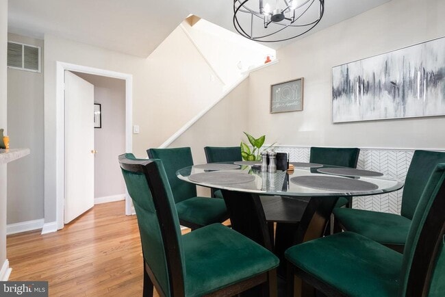 Building Photo - 9308 Canterbury Riding