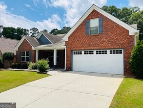 Building Photo - 5750 Crest Hill Dr NE