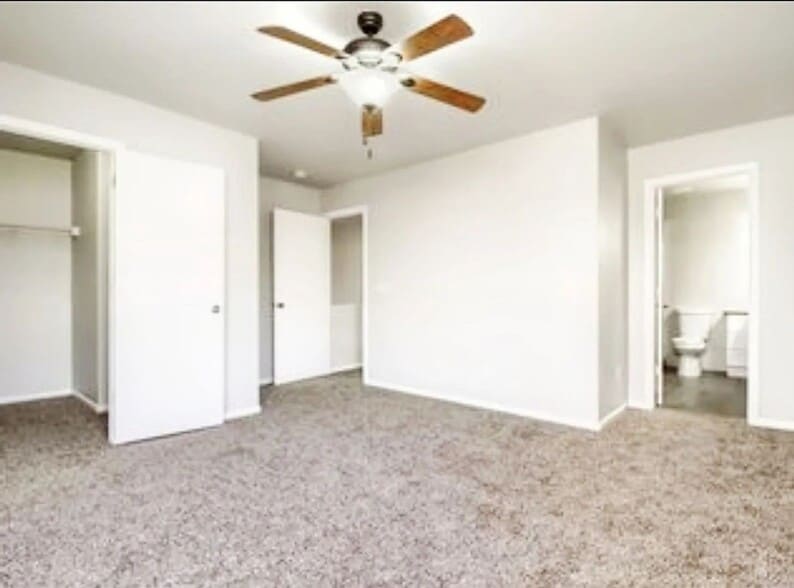 Building Photo - 8061 S Kittredge Way
