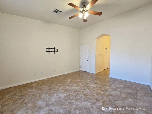 Building Photo - 9818 Nicova Ave