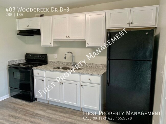 Building Photo - 403 Woodcreek Dr