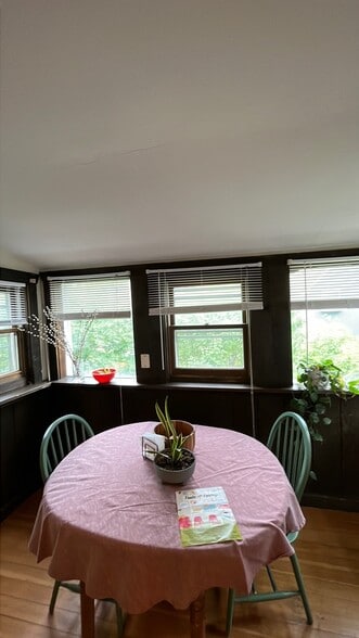 Building Photo - 315 N Blair St