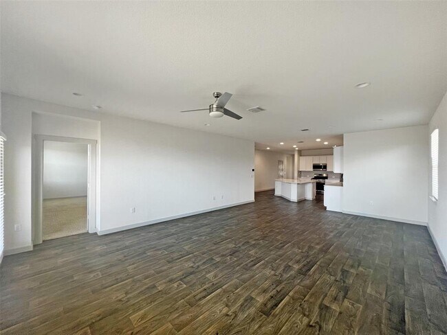 Building Photo - 4609 Tully Dr