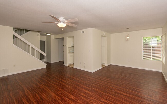 Building Photo - 2955 Brandon Cir