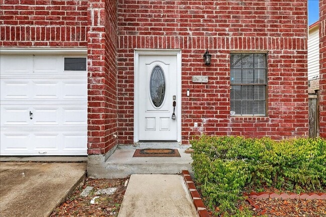 Building Photo - 4430 Cedar Pass Dr