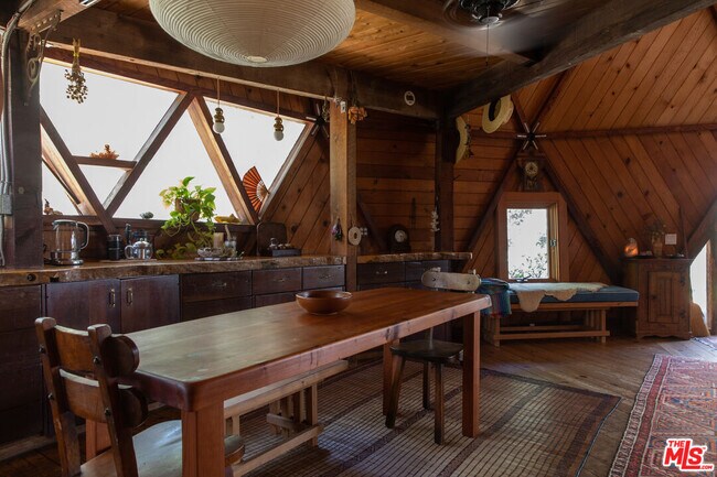 Building Photo - 20269 Croydon Ln