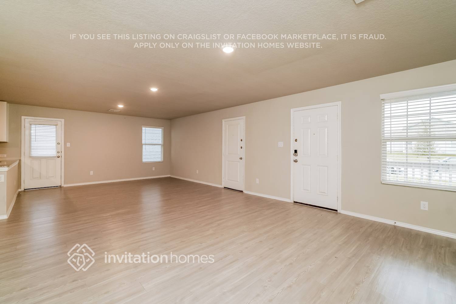 Building Photo - 206 Hollywood Dr