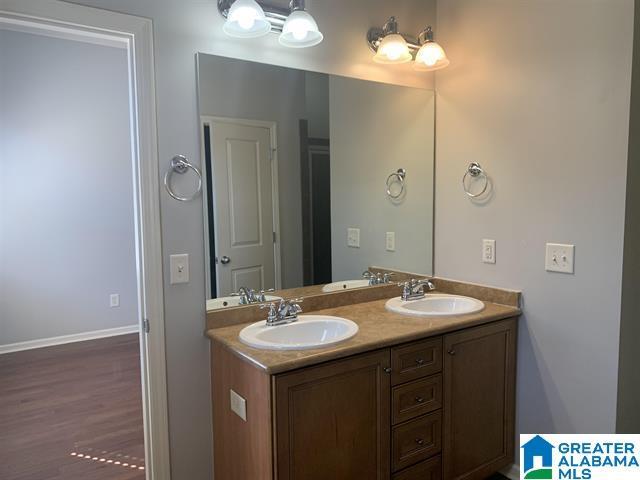 Building Photo - 2074 Ross Park Way