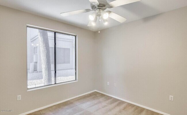 Building Photo - 3848 N 3rd Ave
